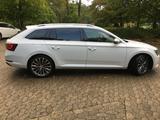 Skoda Superb 1.4 TSI-DSG-Leder -L&K-Pano.-Canton - AHK - Skoda Superb von privat