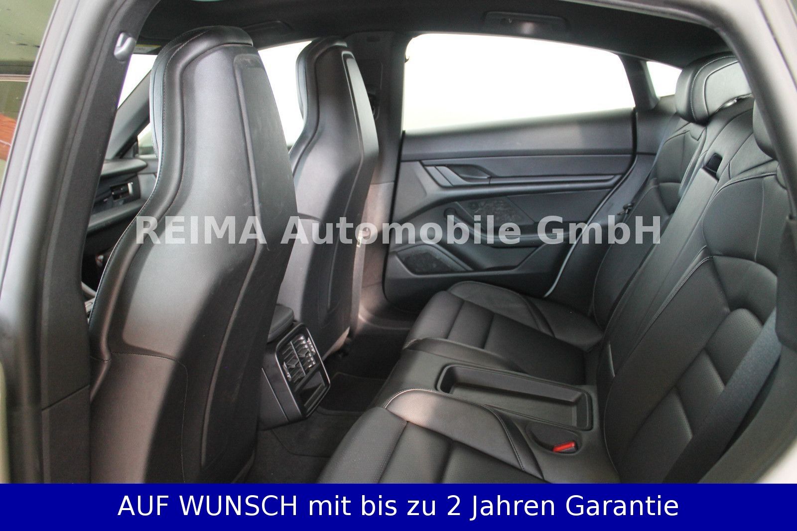 Fahrzeugabbildung Porsche Taycan  Performance , Pano, Leder, Keyless