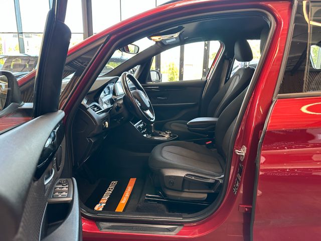 BMW 218 2 Active Tourer *ACC*PDC*NAVI*AHK*LED*Keyles