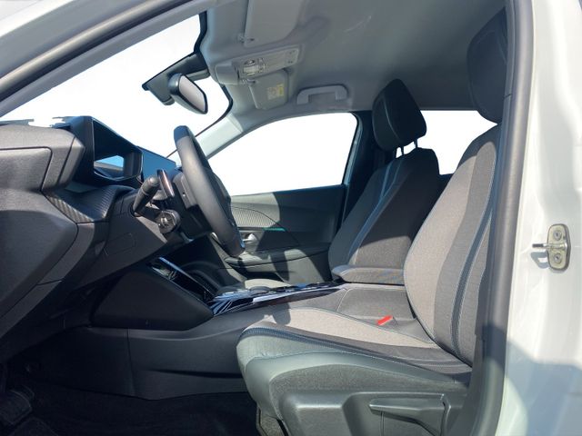 Peugeot 2008 1.2 PureTech 130 Allure Pack AHK+Kam.+LED