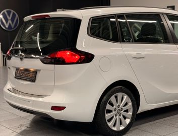 Opel Zafira - 8