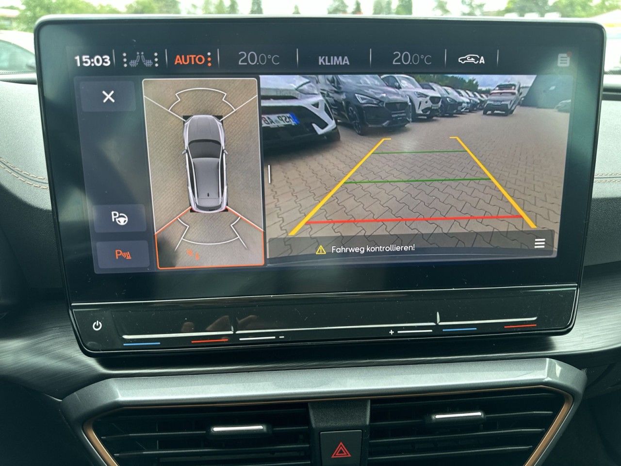 Fahrzeugabbildung CUPRA Formentor 2.0 TDI 4Drive-AHK-Cam*TopView* - mit KI generiert/bearbeitet