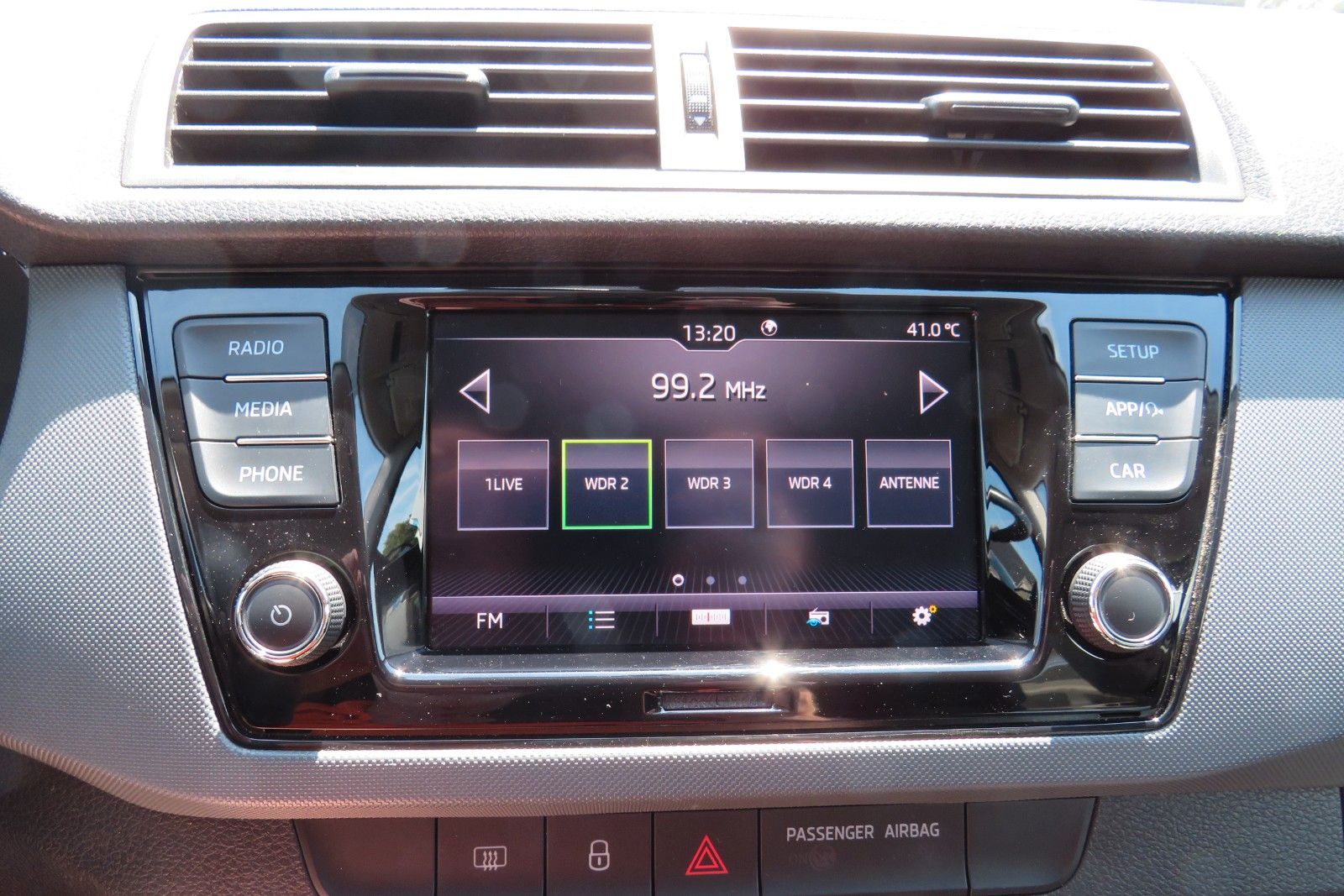 Fahrzeugabbildung SKODA Fabia Combi ALU16`PDC NEBEL APP-CONNECT 1.H