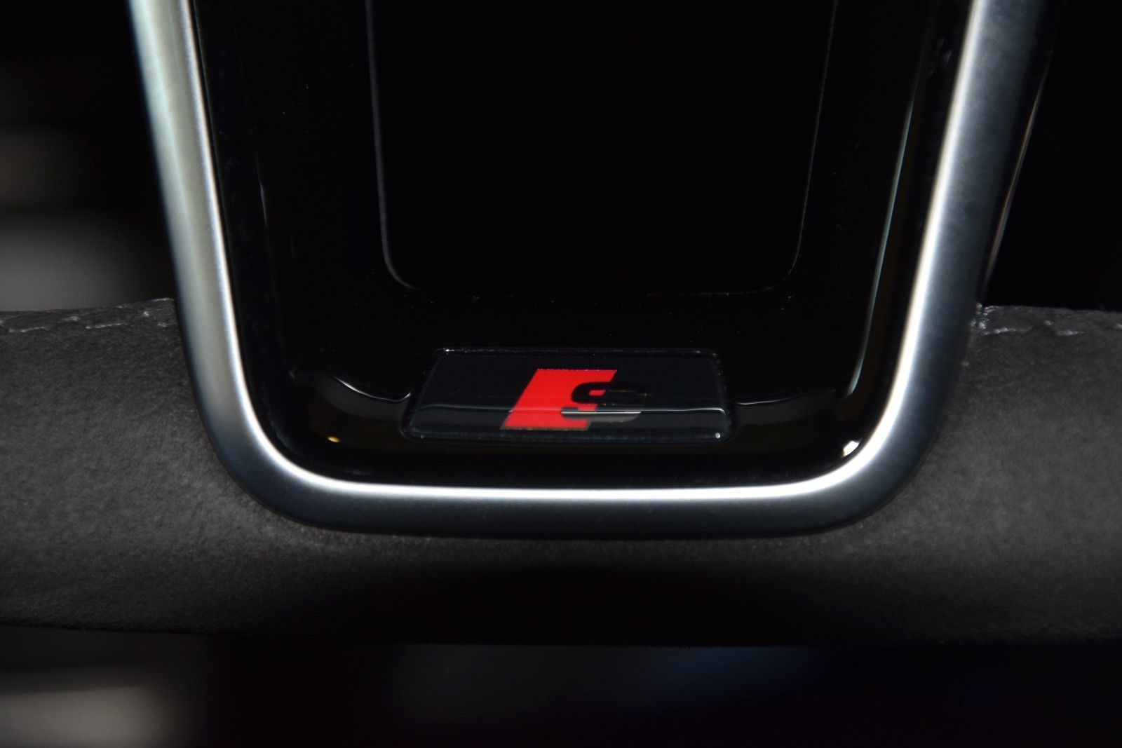 Audi A6 Avant 55 TFSI e QU 3x S-LINE HD-LED PANO 360° foto 19
