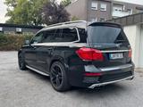 Mercedes-Benz GL 63 AMG 4MATIC - scheckheftgepflegte Mercedes GL 63 AMG