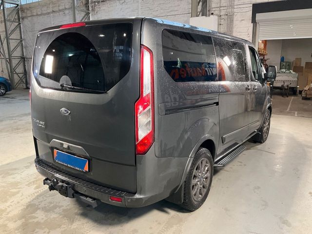 Ford TOURNEO CUSTOM TITANIUM X LEDER NAVI AHK 8 SITZE