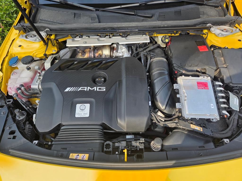 Mercedes-Benz CLA 45 AMG Shooting Brake