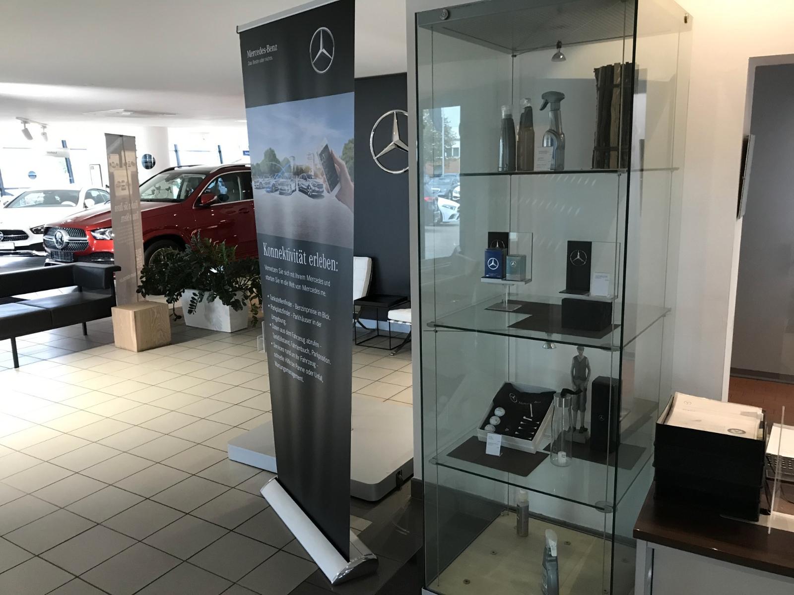 showroom-image-bottom
