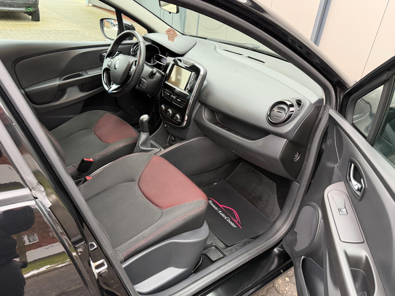 Renault Clio 2015 — photo 15
