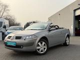 Renault Megane Coupé-Cabriolet *SZH*NAVI*PDC*LEDER* - Renault Megane aus 2004: Cabrio