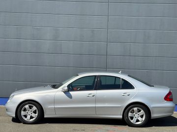 Mercedes E 220 - 5