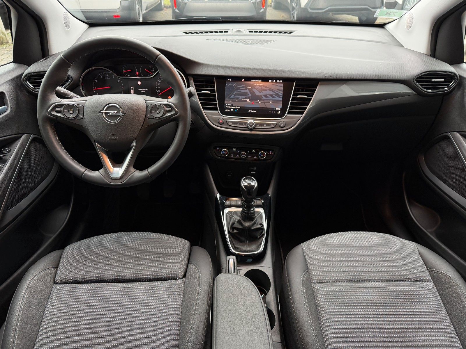 Fahrzeugabbildung Opel Crossland Elegance 110PS Navi/Kamera/Allwetter!