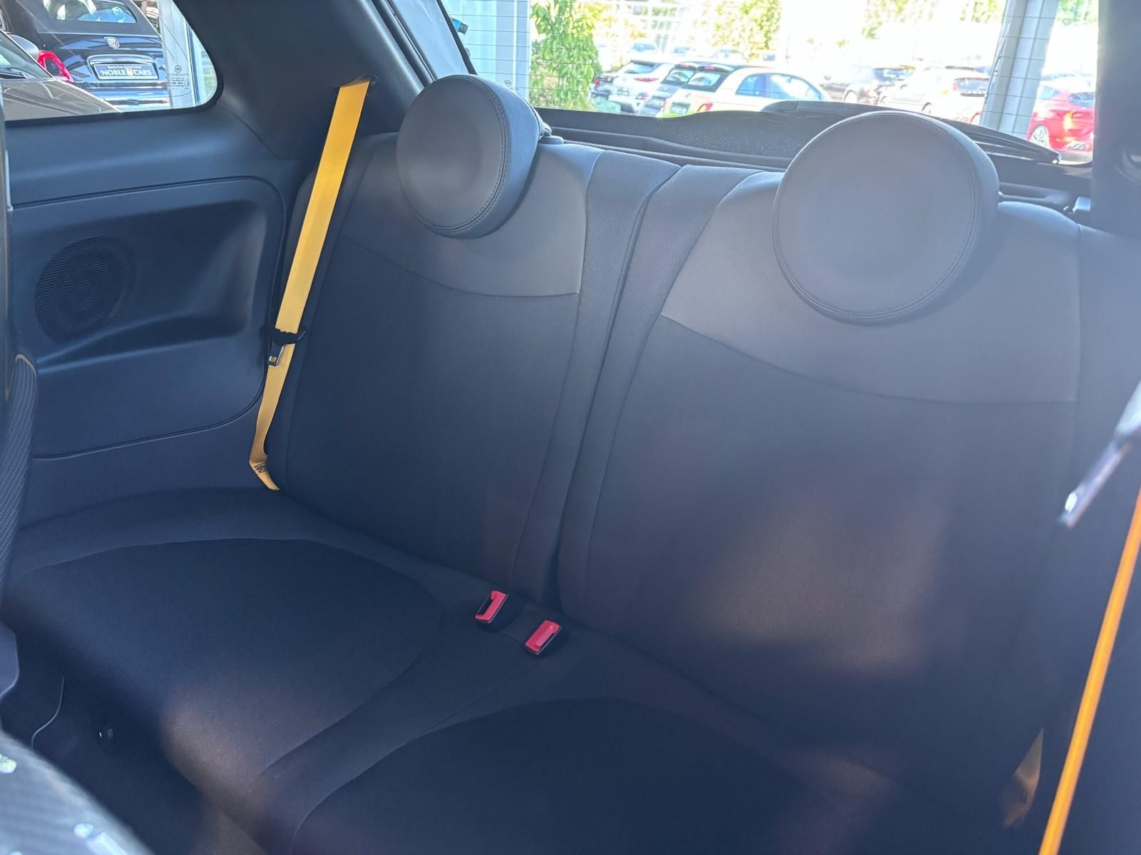 Fahrzeugabbildung Abarth 695 Competizione BEATS SOUNDSYSTEM NAVI ALU