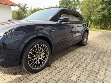 Porsche Cayenne - 6