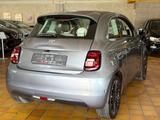 Fiat 500 La Prima Limousine 42 kWh/NAVI/LEDER/SHZ/ALU - Fiat 500: La Prima