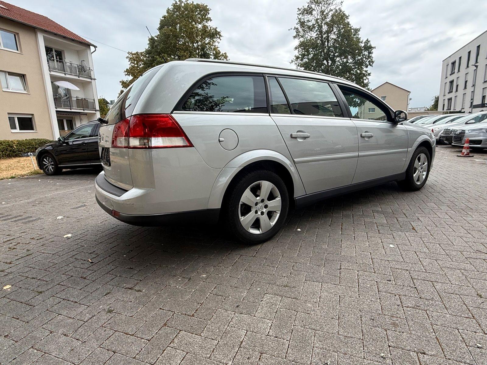 Opel Vectra 2009 — photo 8