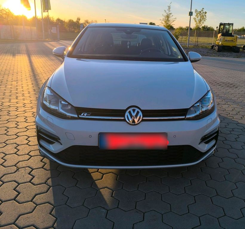 Image of Volkswagen Golf