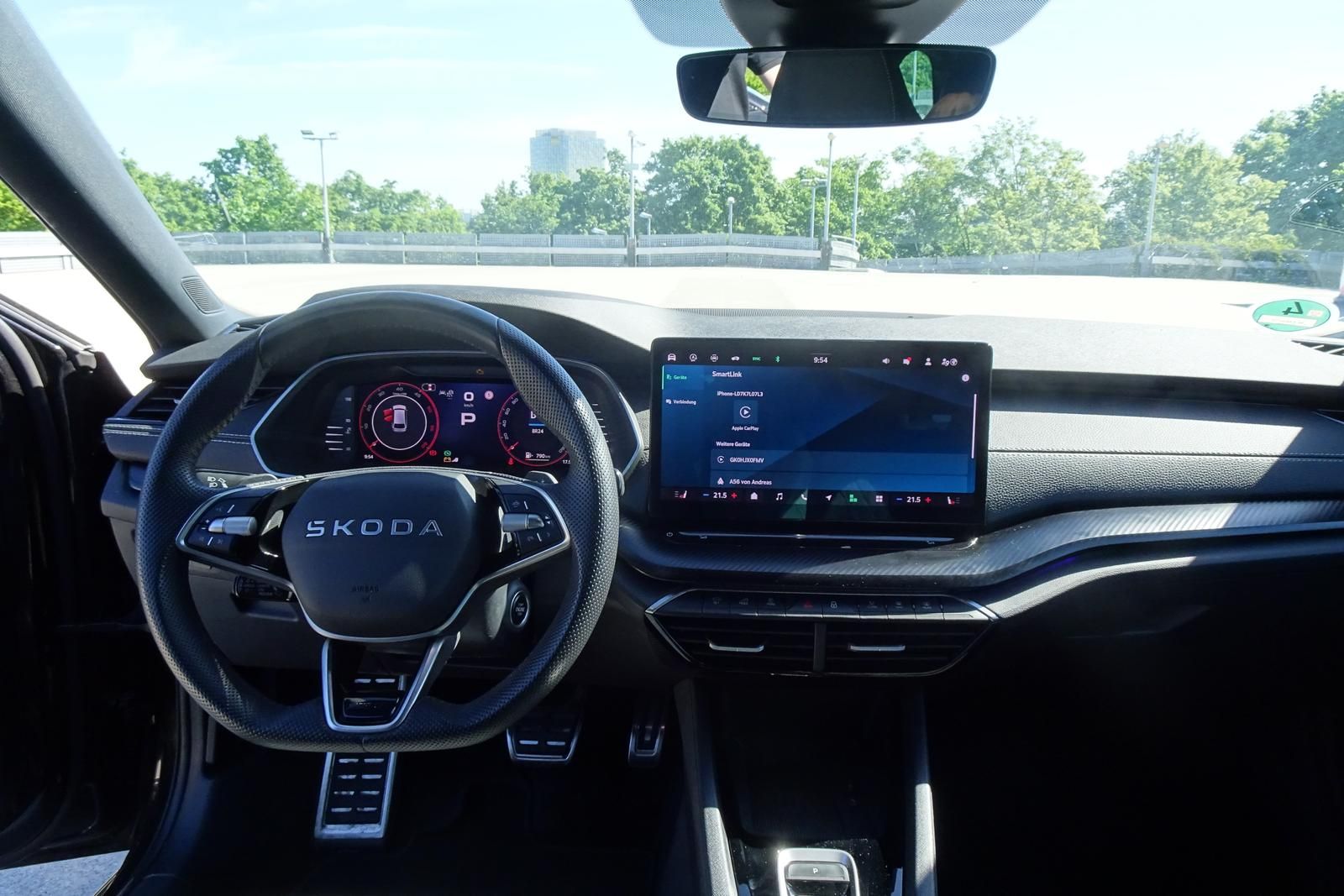 Fahrzeugabbildung SKODA Octavia Combi Sportline 2.0l TDI 110kW DSG AHK L