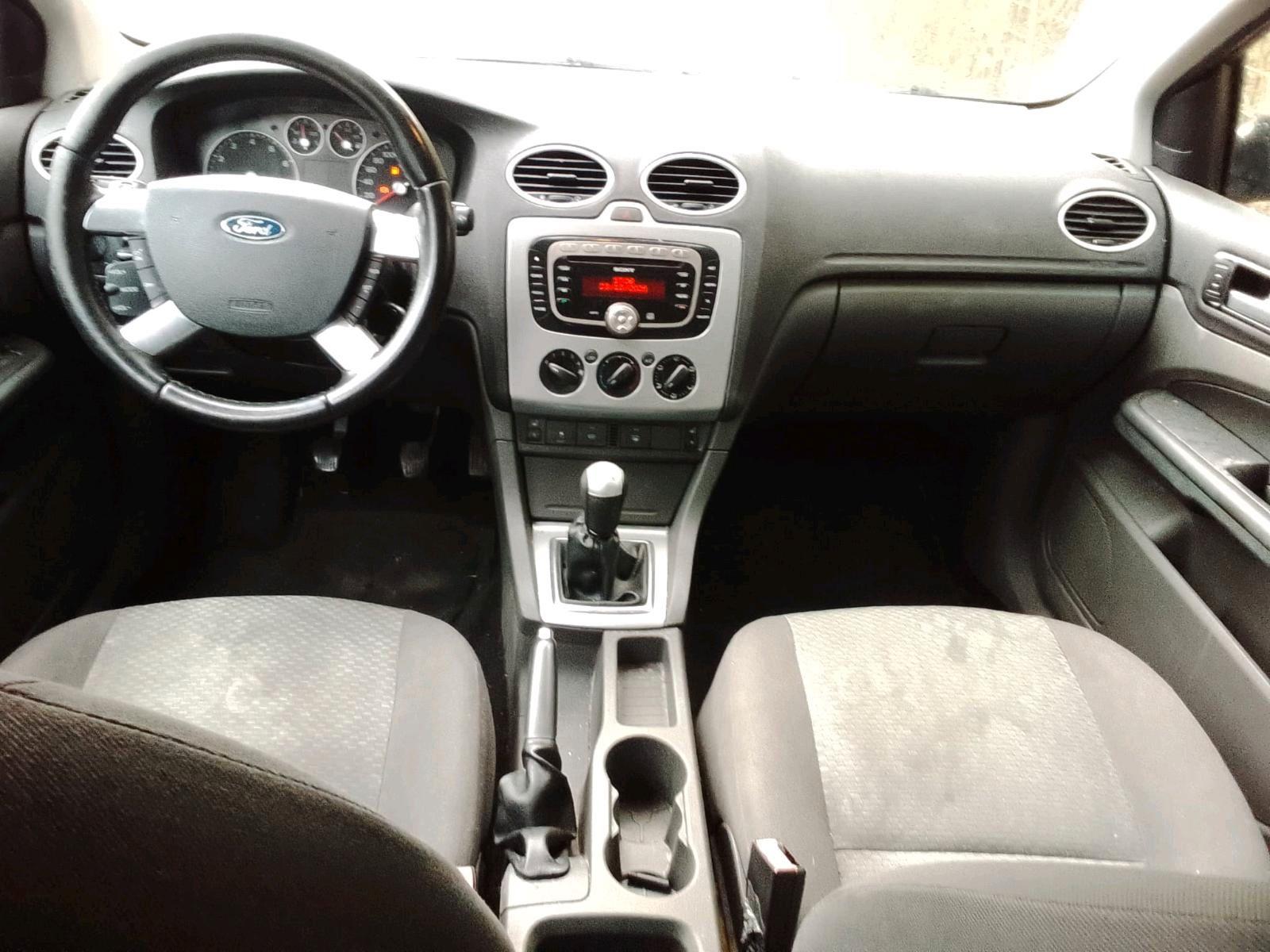 Ford Focus 2007 — photo 7