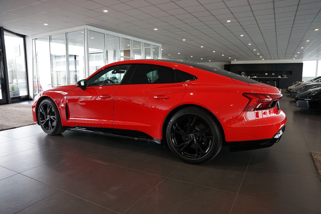 AUDI e-tron GT quattro | Pano | Audi exclusive AUDI e-tron GT quattro | Pano | Audi exclusive