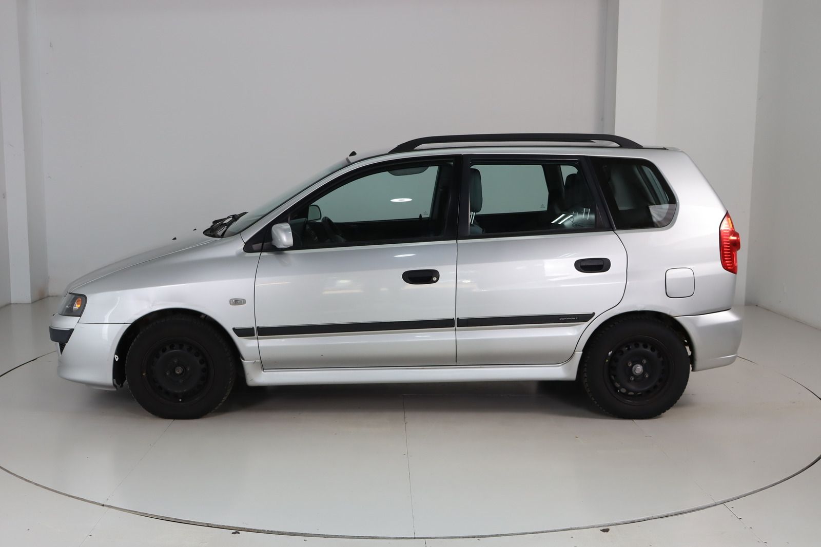 Fahrzeugabbildung Mitsubishi Space Star 1.6 Comfort Automatik HU/AU neu