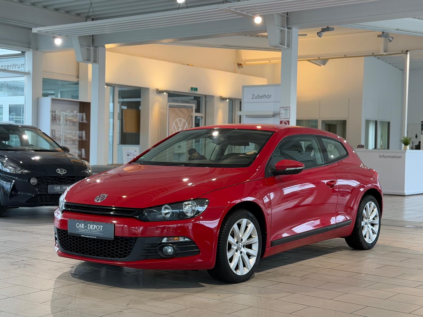 Volkswagen Scirocco 1.4 TSI 118 kW*AUTOMA.*TOUCH*PDC*SHZ*