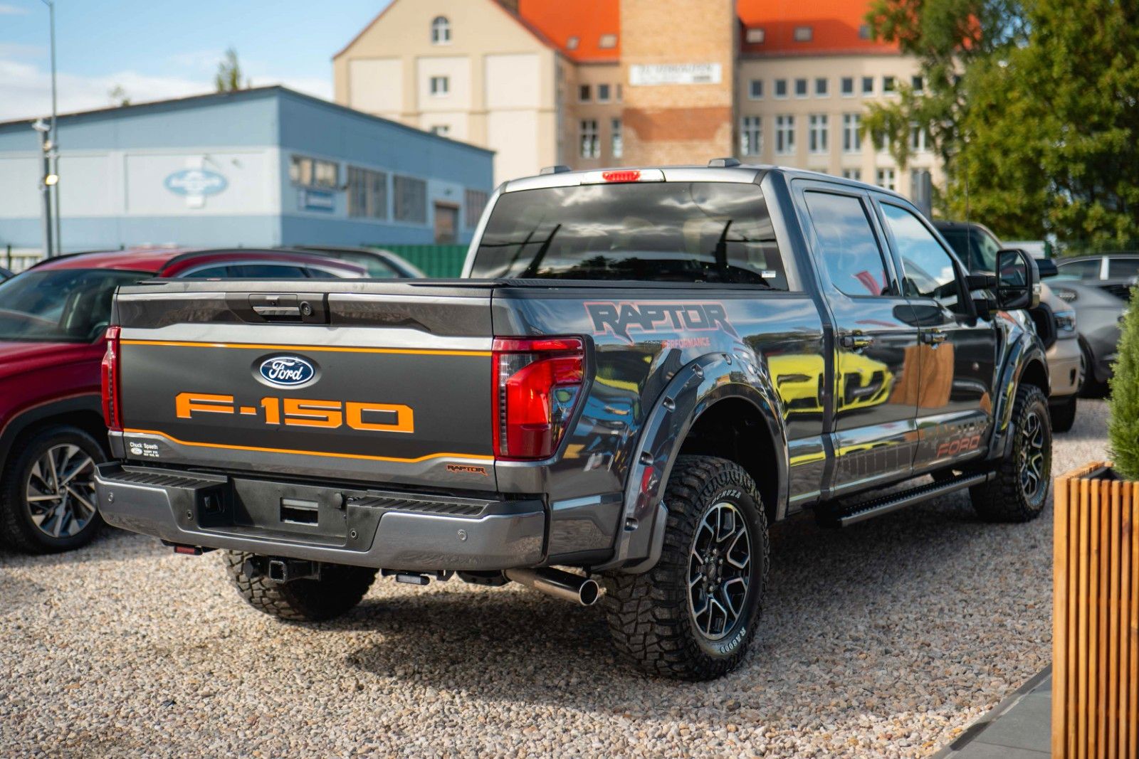 Fahrzeugabbildung Ford F150 5.0L V8 4x4 SuperCrew Longbed RAPTOR 19%