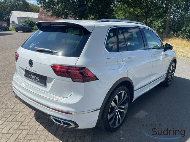 Tiguan R-Line 1,5 TSI DSG AHK Pano Navi Matrix