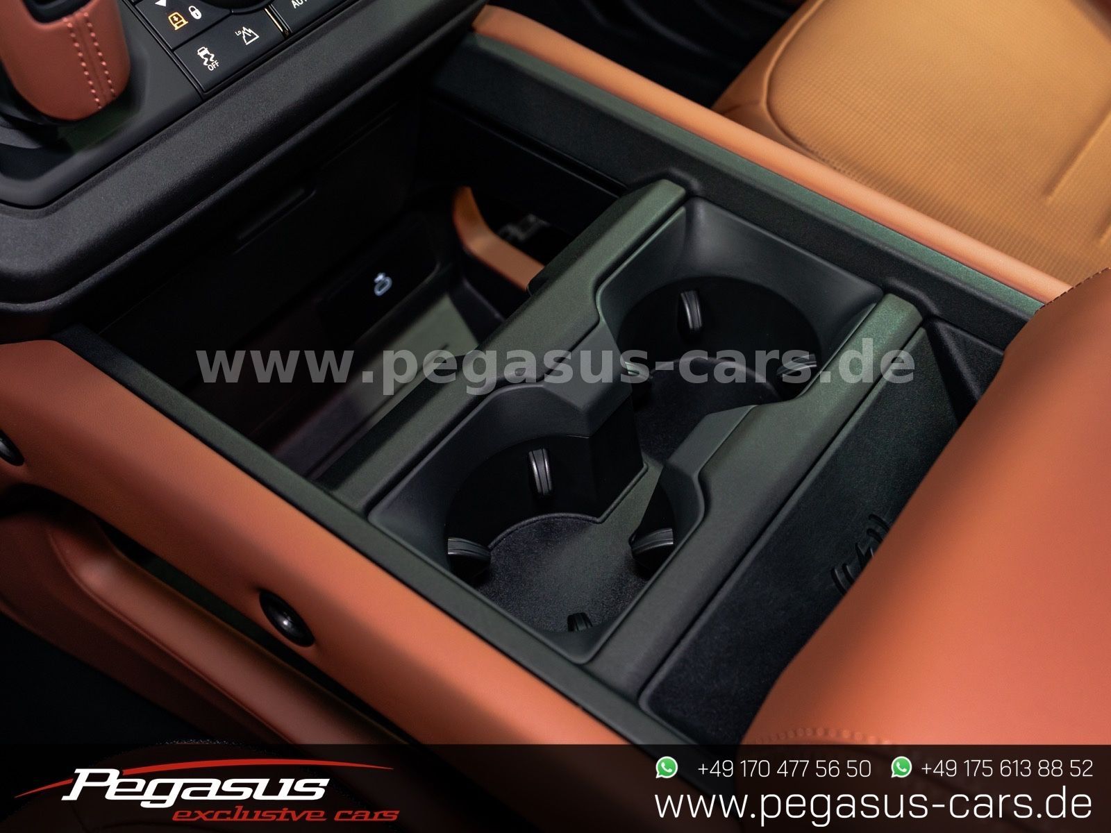 LAND ROVER Defender - 41