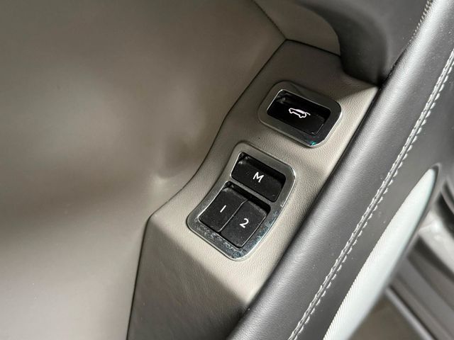 Bentley Bentley Bentayga 4.0 V8, 7 Sitzer, Massage,Pano,