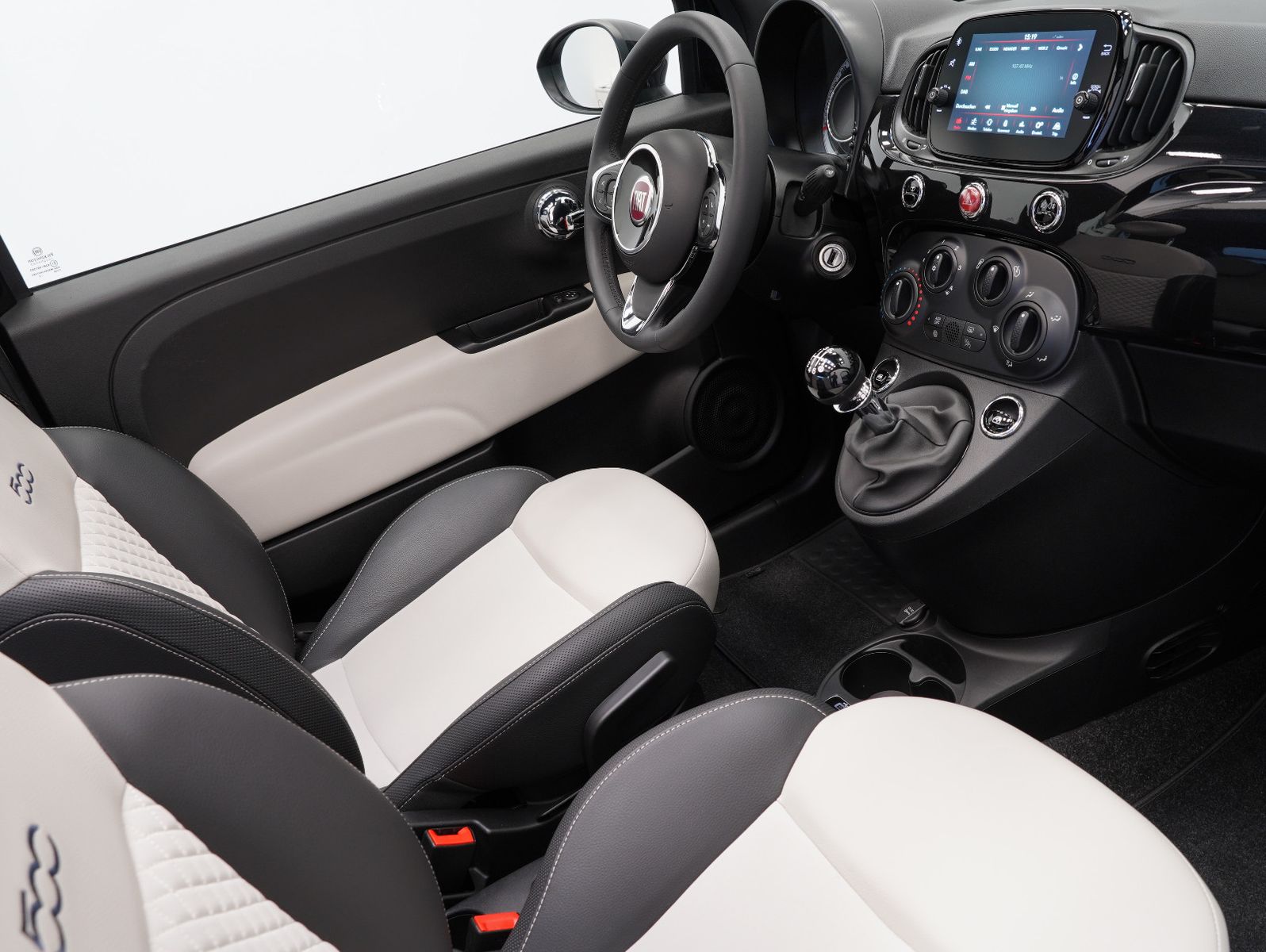 Fahrzeugabbildung Fiat 500C Dolcevita Cabrio