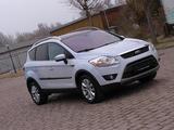 Ford Kuga Titanium 4x4 TÜV NEU LEDER P-DACH AHK 1HAND - Ford Kuga aus 2010: Titanium