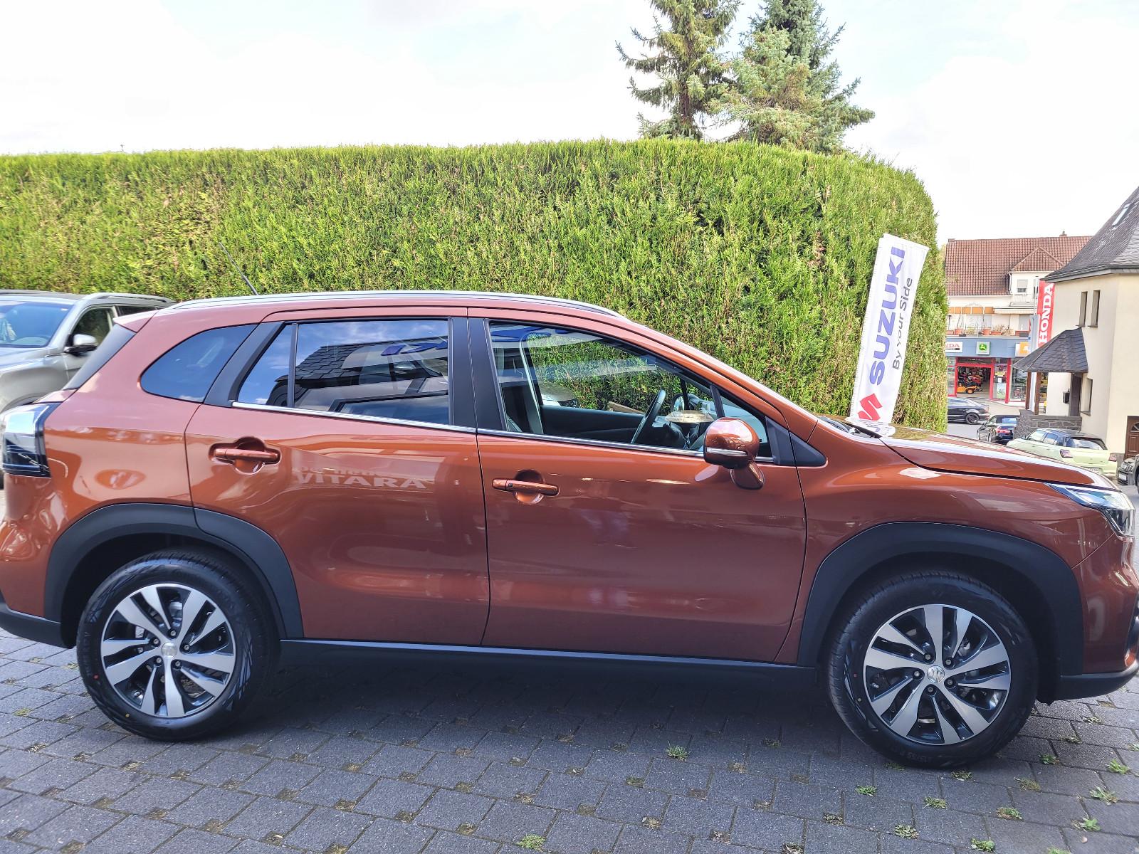 Suzuki S-Cross AllGrip*STANDHEIZUNG*AHK*Pano
