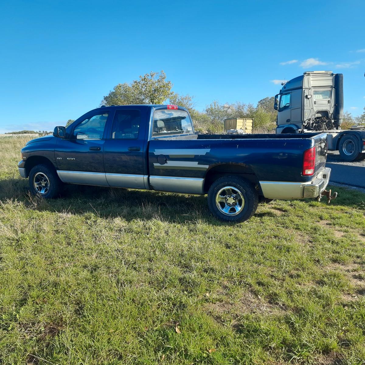 Dodge Ram 2004 — rear view