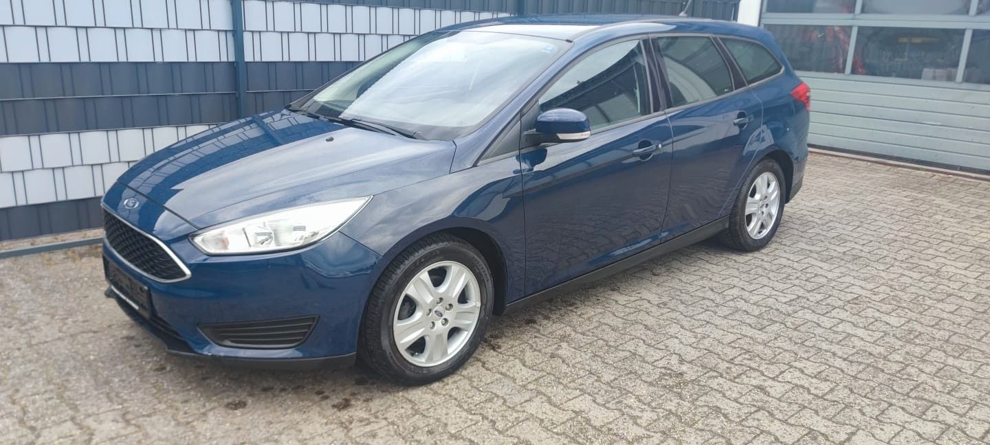 Ford Focus - 1