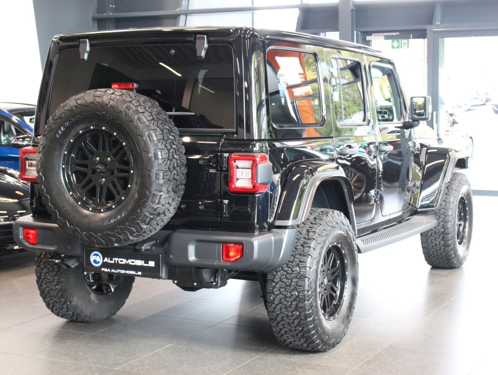 Fahrzeugabbildung Jeep Wrangler Unlimited Trail Rated 4x4+Leder+Alpine