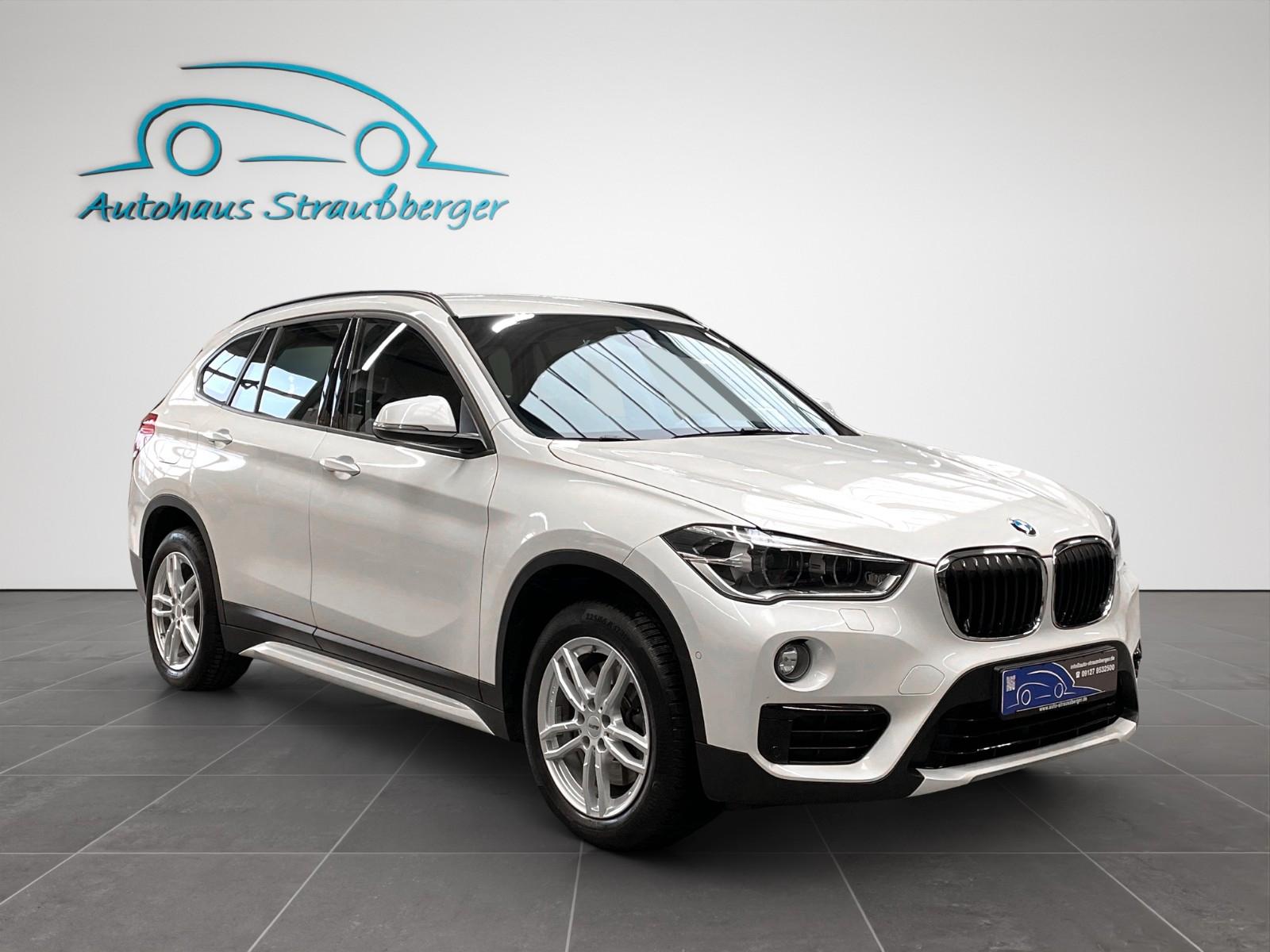 BMW X1 xDrive 20 d Sport Line ACC HuD 2ZK PDC LED
