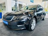 Skoda Octavia 1.6TDI Ambition DSG Navi PDC v+h Kamera - Skoda Octavia: 1.6