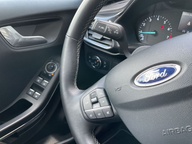 Fahrzeugabbildung Ford Puma 1.0 EcoBoost Mild Hybrid Titanium Navigatio