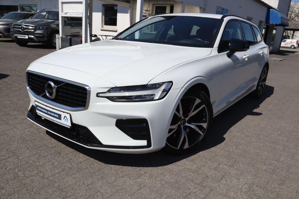 Volvo V60 T4 Geartronic R-Design|NAVI|BLIS|R-CAM|SHZG|