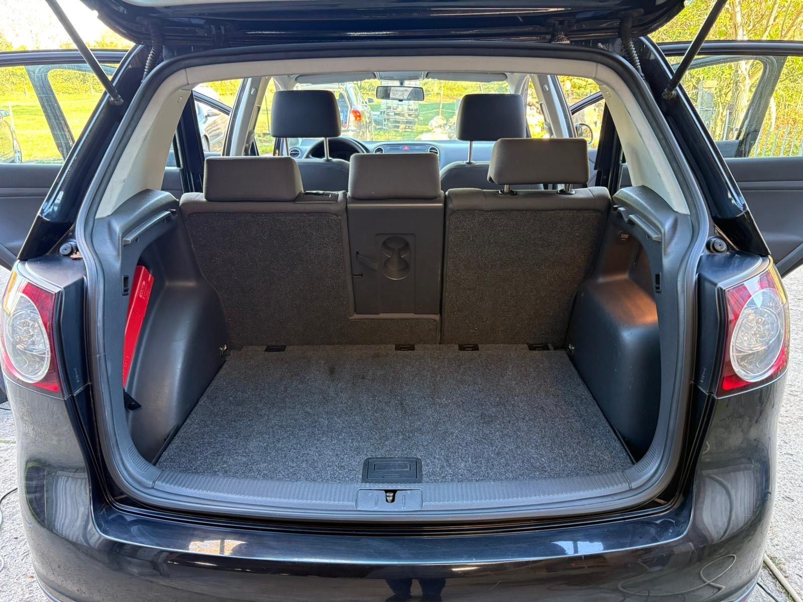 Volkswagen Golf Plus 2006 — interior