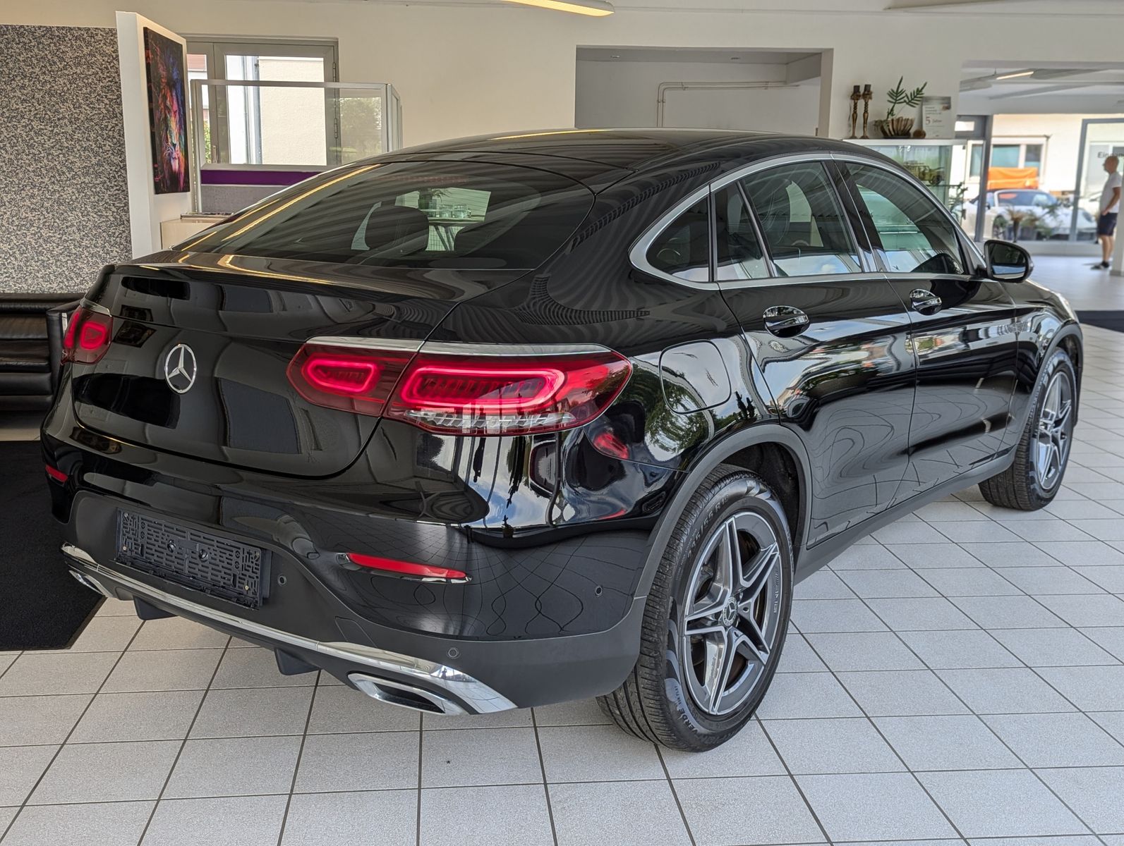 Fahrzeugabbildung Mercedes-Benz GLC 220 4MATIC Coupe 2x AMG Kamera LED AHK 19"