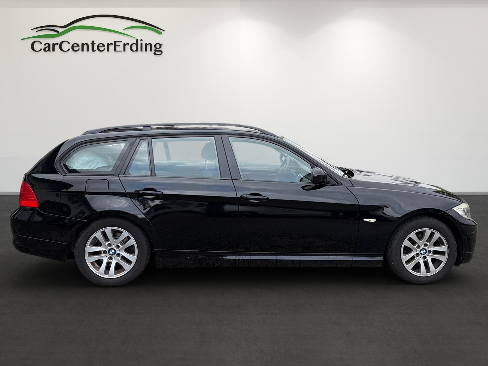 BMW 318i Touring E91 143 ch - Climatisation - Sièges chauffants - PDC - Régulateur