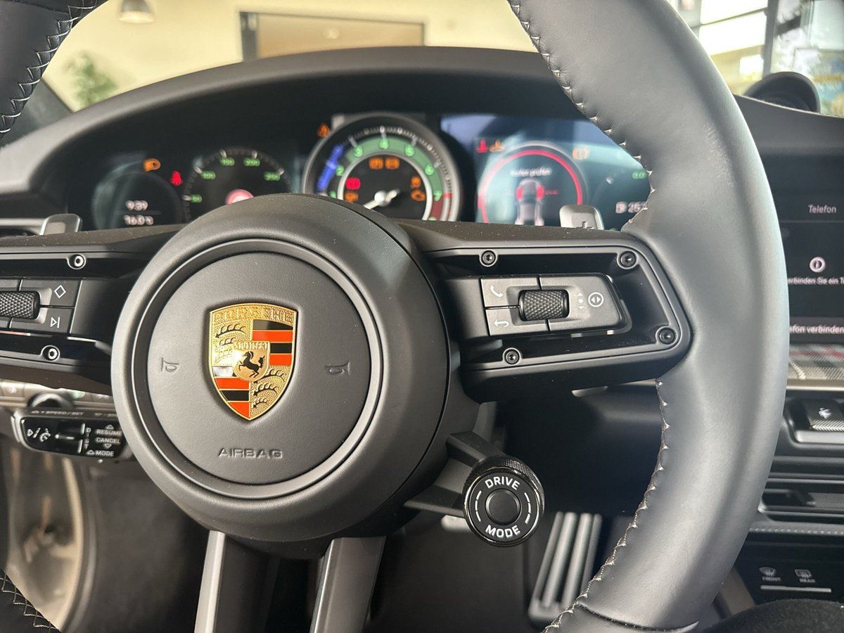 Porsche 992 - Bild 23