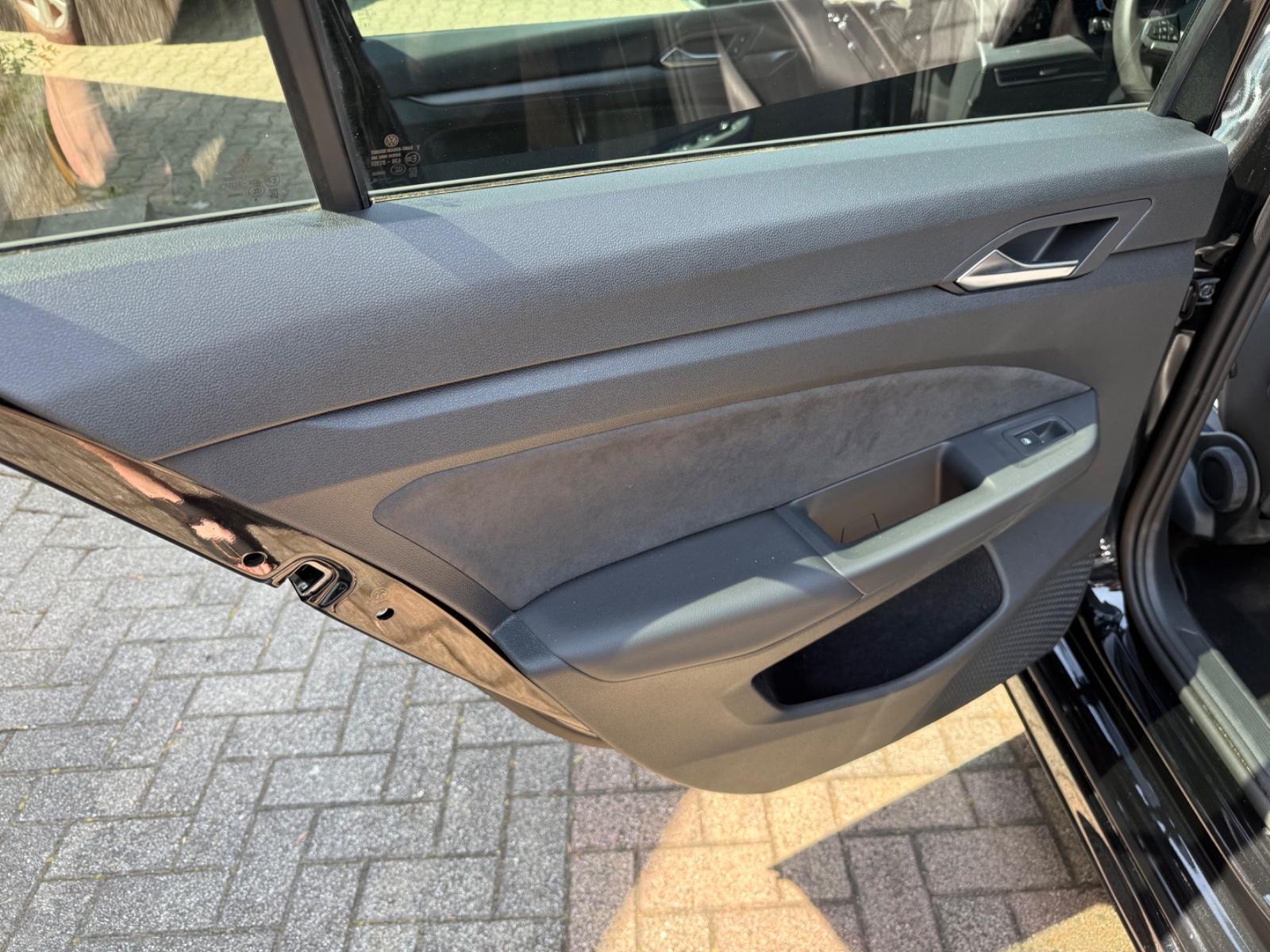Volkswagen Golf VIII Variant 1.5 TSI R-Line ACC LED Kamer, миниатюра 15