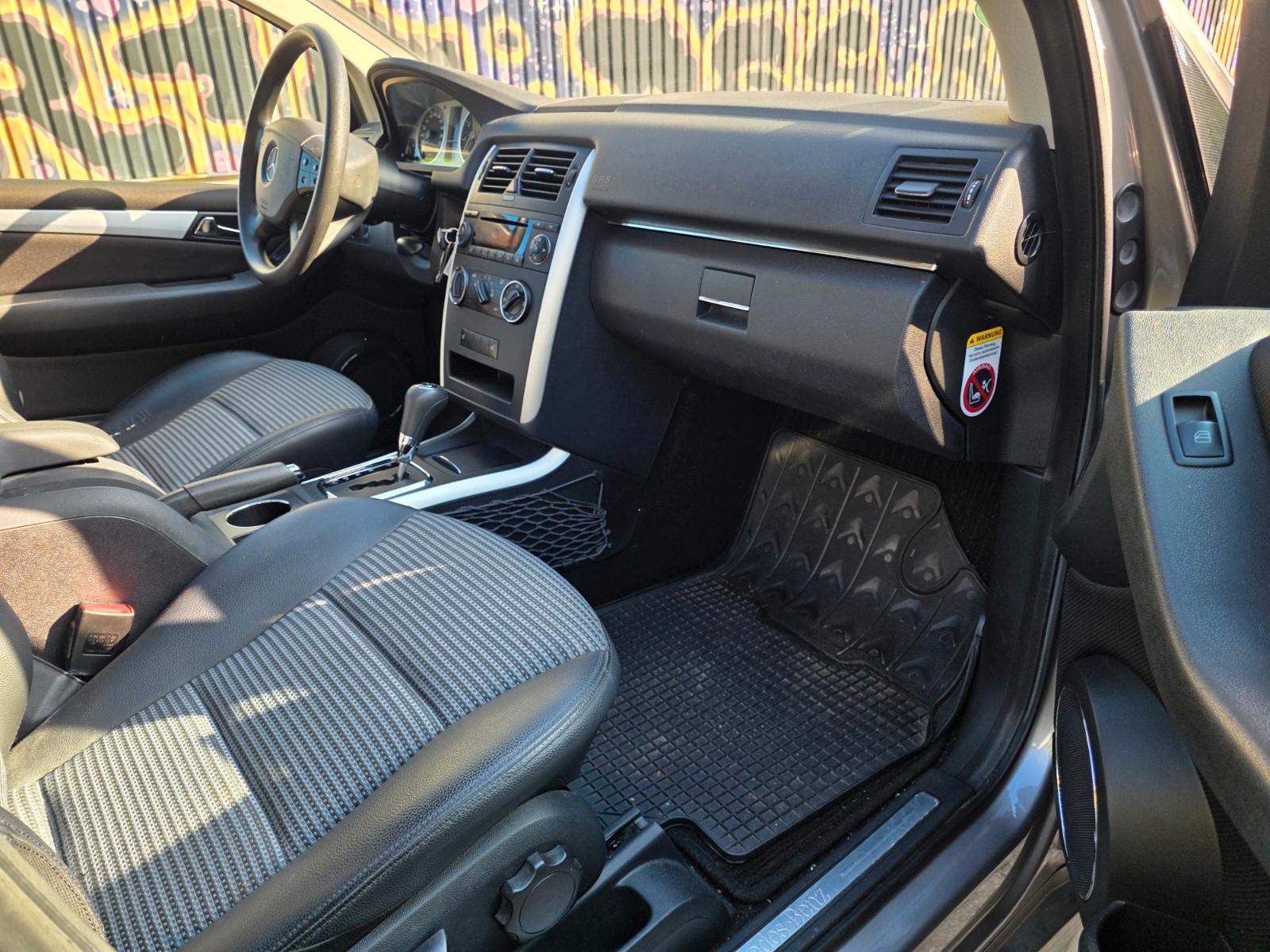 Mercedes-Benz B170 2006 — photo 13