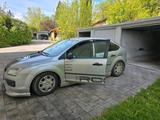 Ford Auto zu verkaufen. Ford Focus  1,9 motor. ... - Ford Focus aus 2006 mit Diesel-Antrieb
