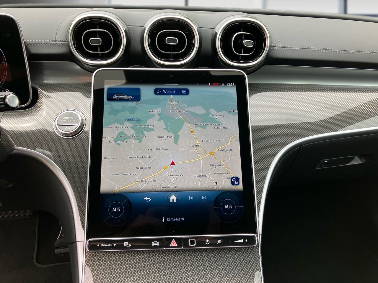 Fahrzeugabbildung Mercedes-Benz C 300 d T AMG AHK+Ambi+Kam+LED+Distr+UrbanGuard
