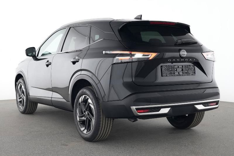 Fahrzeugabbildung Nissan Qashqai 1.3 Schaltgetriebe - N-Connecta
