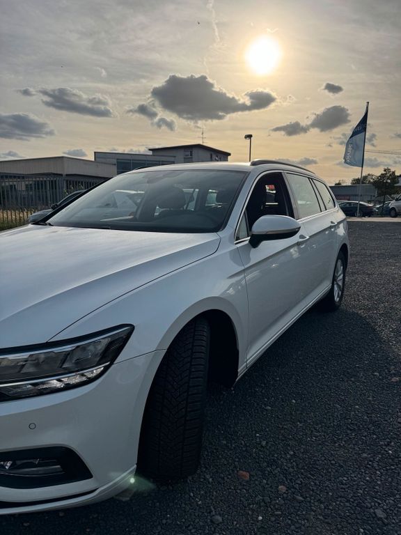 Image of Volkswagen Passat Variant